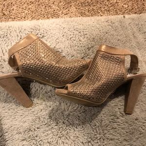 Jennifer Lopez designer shoes